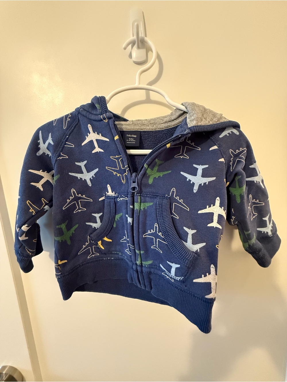 Baby GAP Navy Zip Up Jacket with Airplane Print - 6-12 months